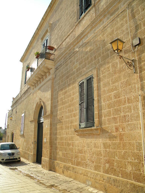 לינה וארוחת בוקר גאליאנו דל קאפו Palazzo Bitonti מראה חיצוני תמונה